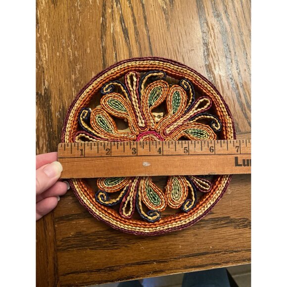 Handwoven Multi-Color Wicker Trivet Hot Pad Or Wall Decor 6.5" Round With Intric - Picture 4 of 4